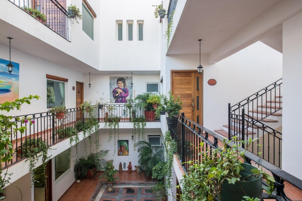 Departamento Don Paulino, Bucerias